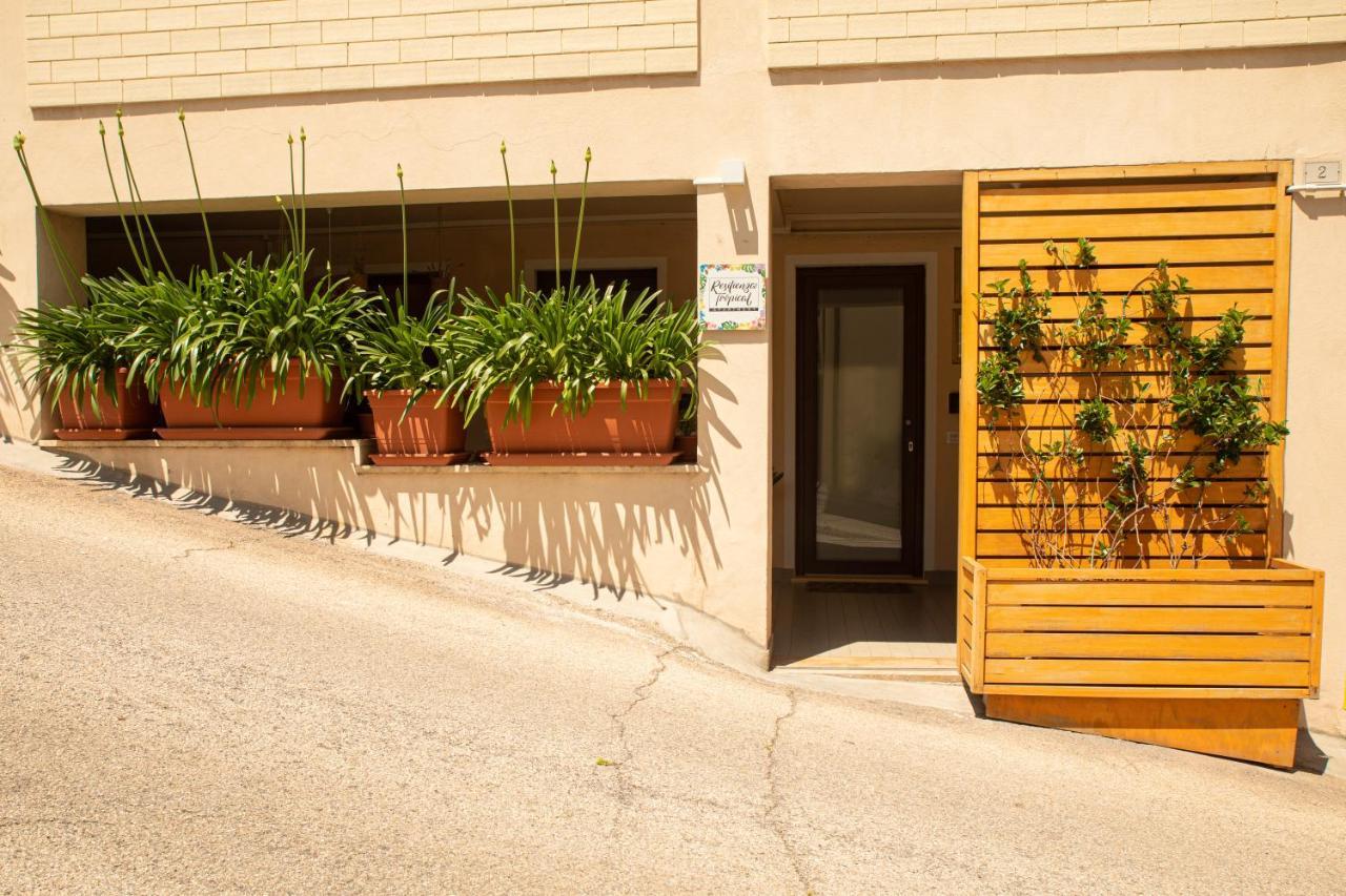 Resilienza Tropical Apartments & Room Porto SantʼElpidio Exteriér fotografie